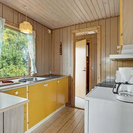 2 Bedroom Awesome In Casa vacanze Slagelse
