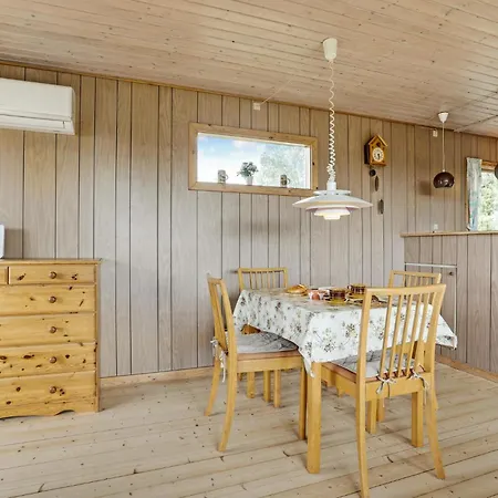 Holiday home Lovely In With Kitchen *